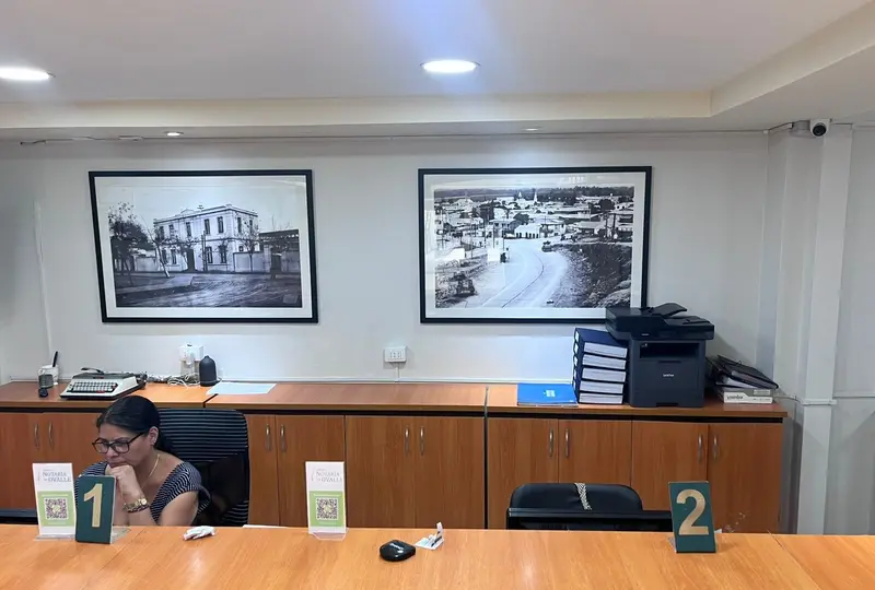 Primera Notaría Ovalle — interior oficina